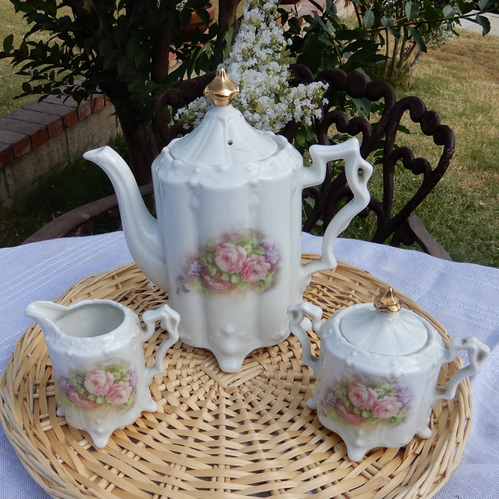 Vintage Floral Rose Footed Tea Set